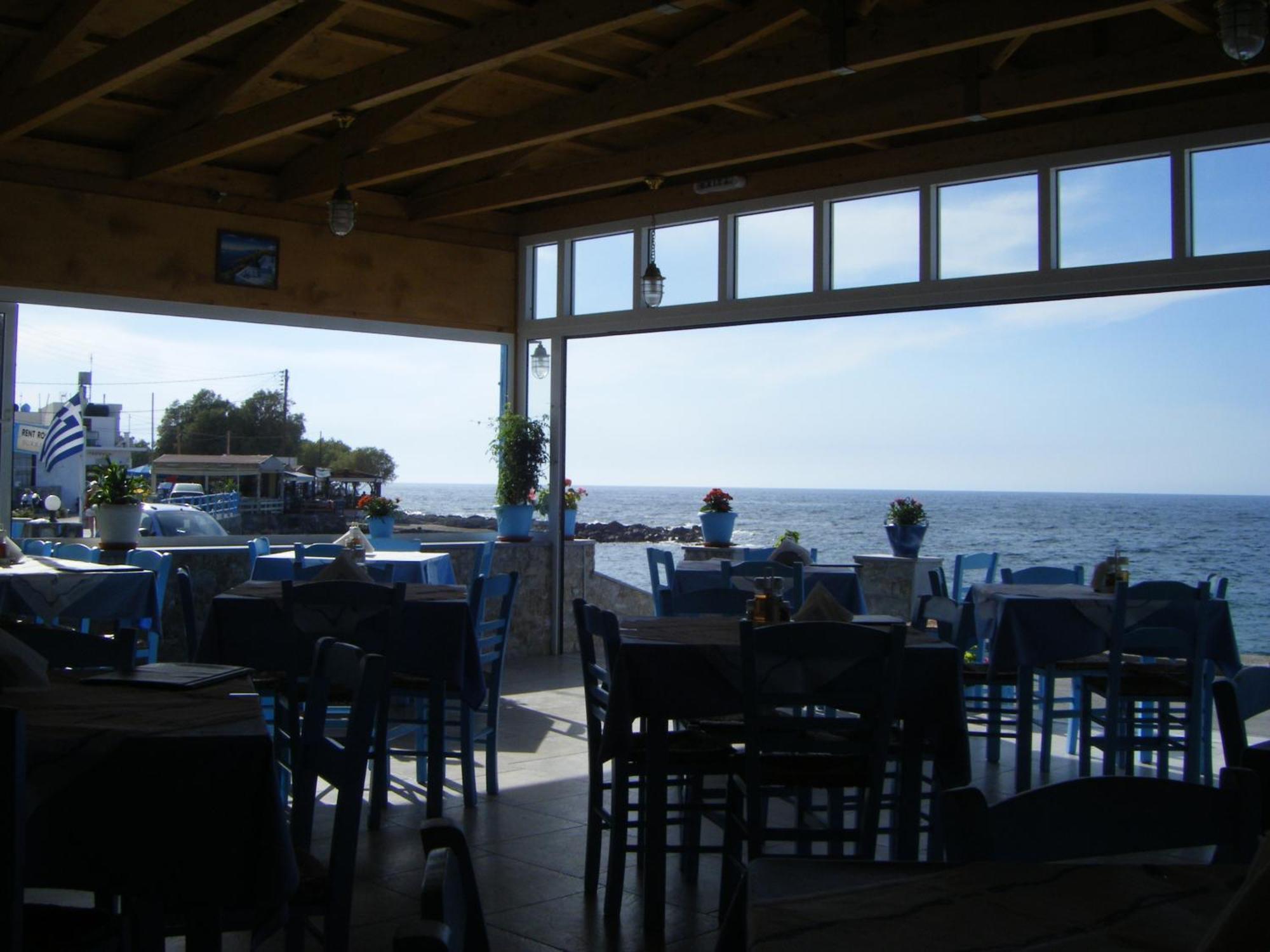 Socrates Apartmens & Restaurant Milatos Bagian luar foto