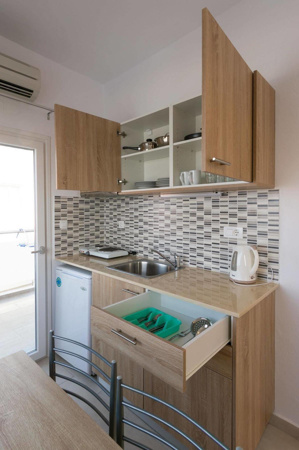Socrates Apartmens & Restaurant Milatos Bagian luar foto
